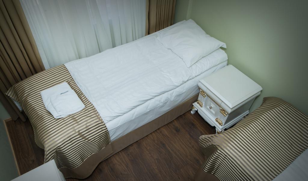 Hotel Golden Dome 伊萨尔米 外观 照片